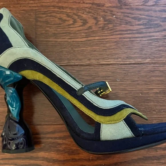 Prada from 2008 Spring summer collection, original dust bags,box and certificate - Picture 7 of 7